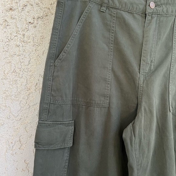 INDIGO RISING WOMEN’S Olive Cargo Pants size 15/16 - Picture 3 of 10